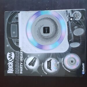 NWOT - Portable Kareoke Machibe